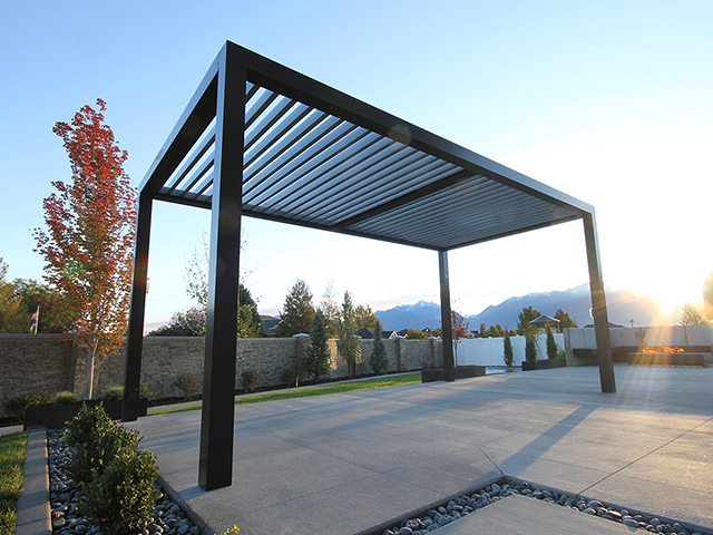 Steel & Aluminum Pergola